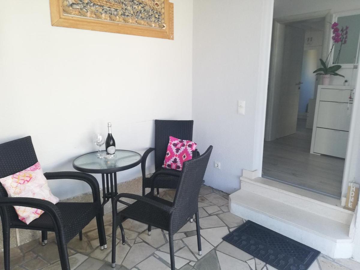 Apartmani Andrea Promajna Exteriör bild