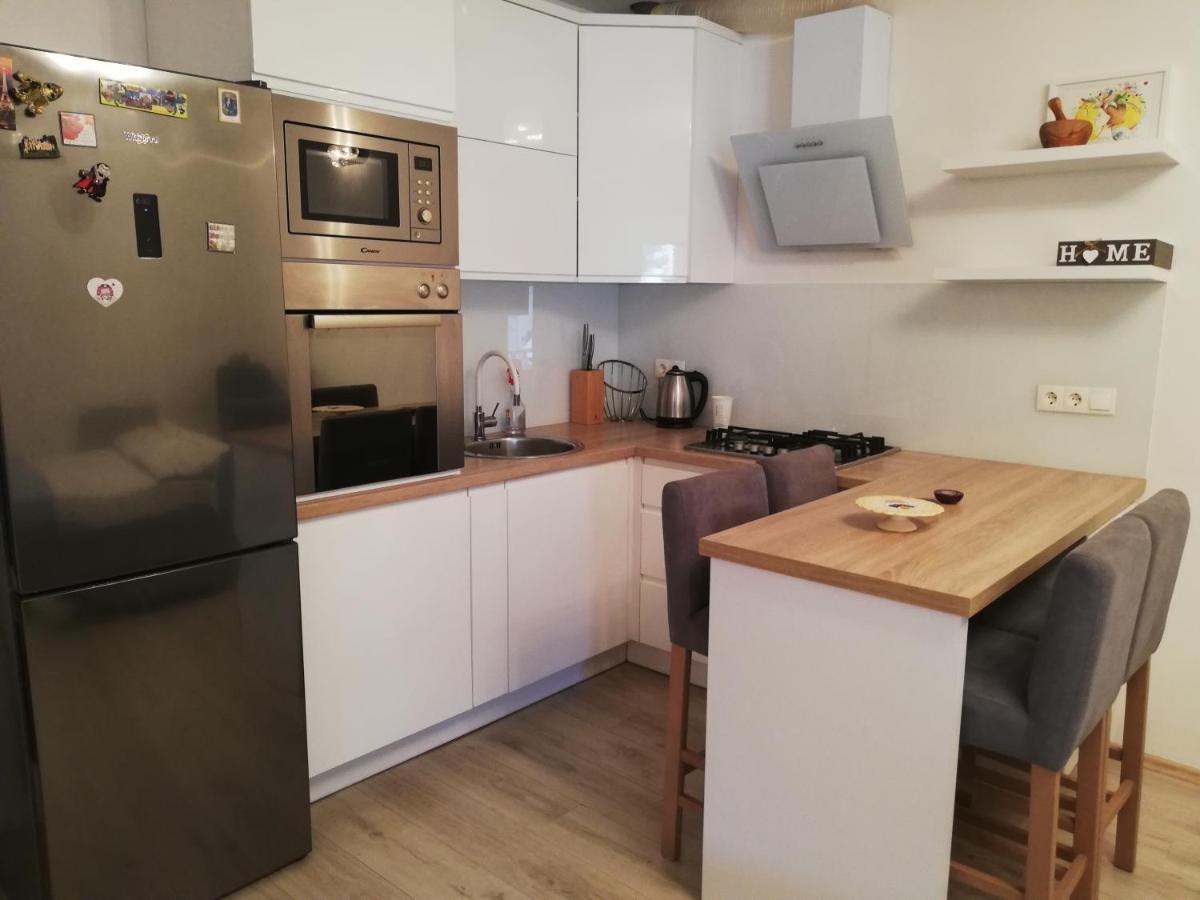 Apartmani Andrea Promajna Exteriör bild