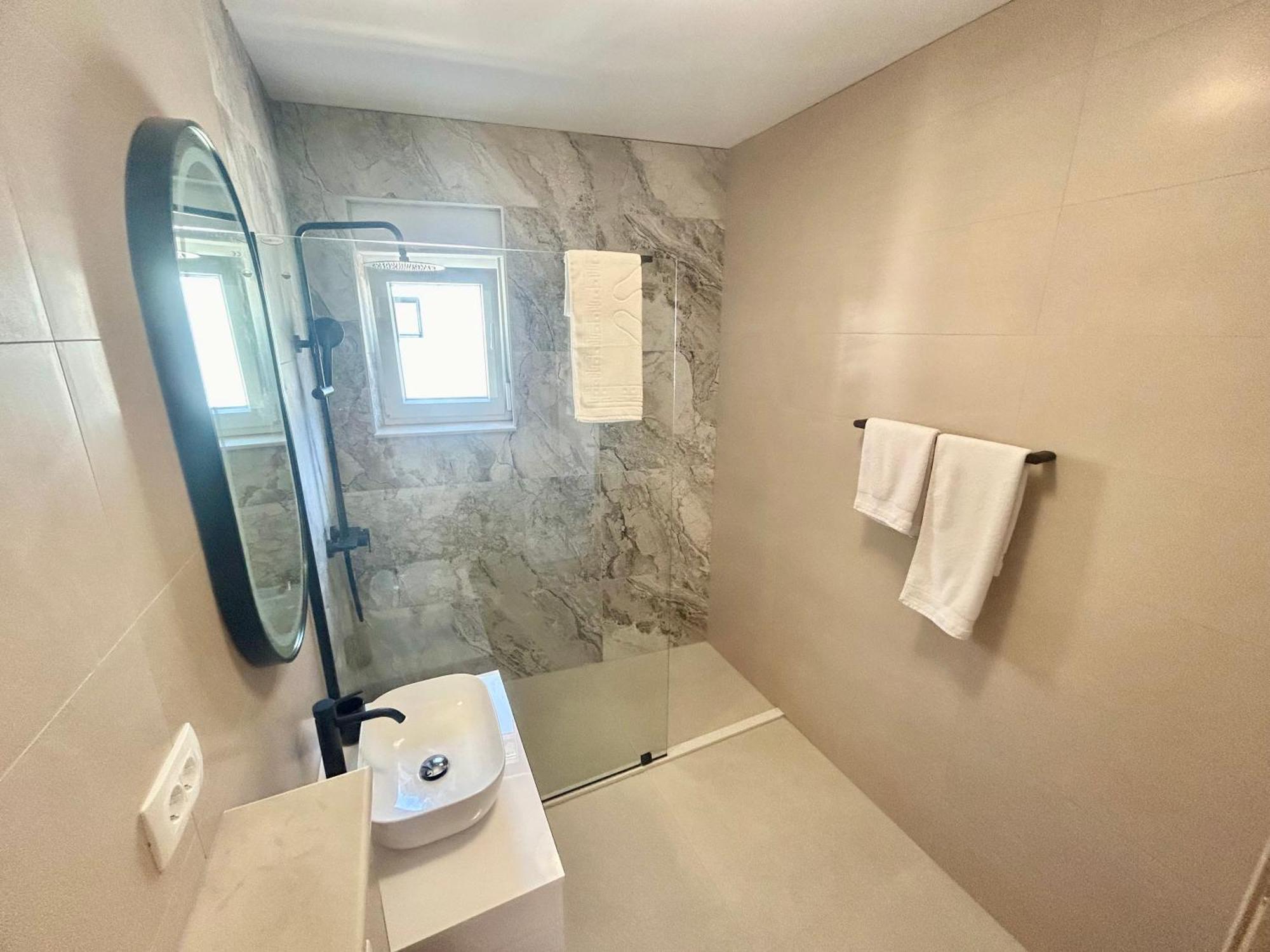 Apartmani Andrea Promajna Exteriör bild